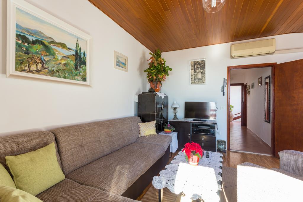 Lise Apartment *